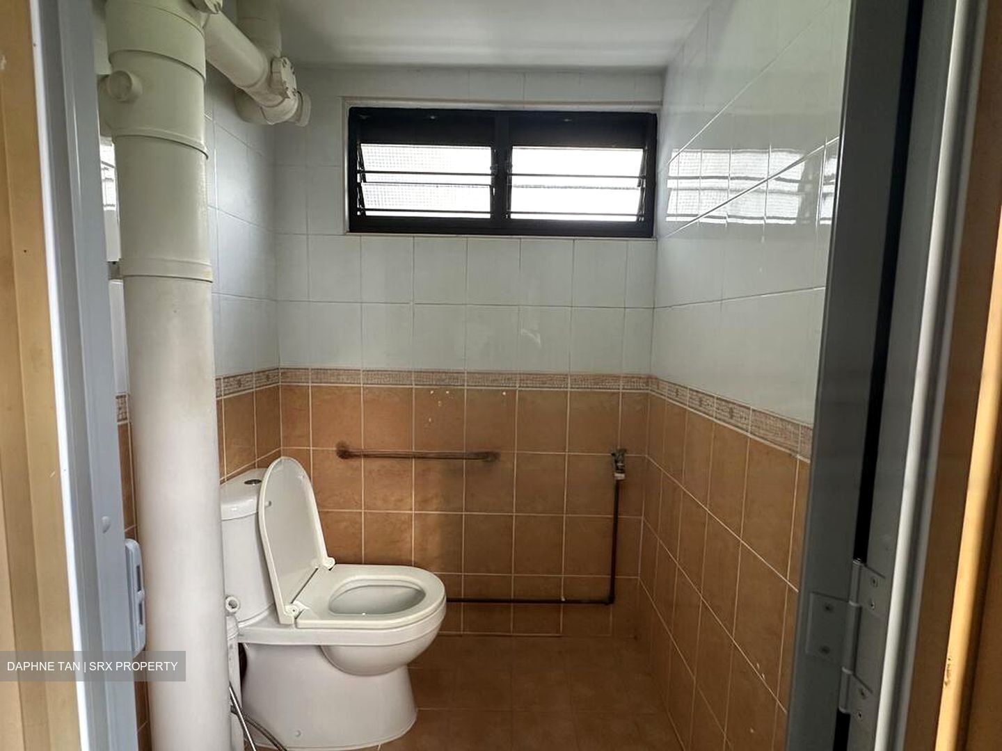 Blk 64 BLANGAH VIEW (Bukit Merah), HDB 3 Rooms #533705621